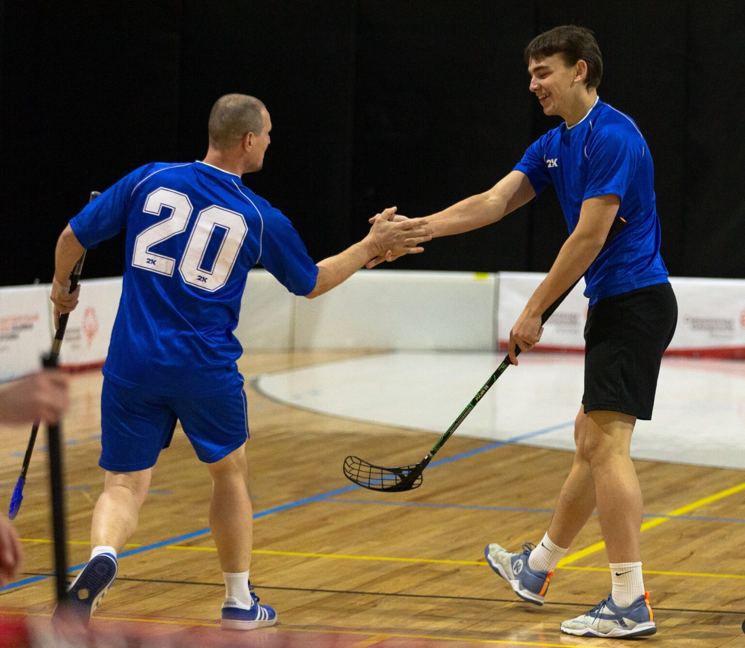 Floorball сбрасывание